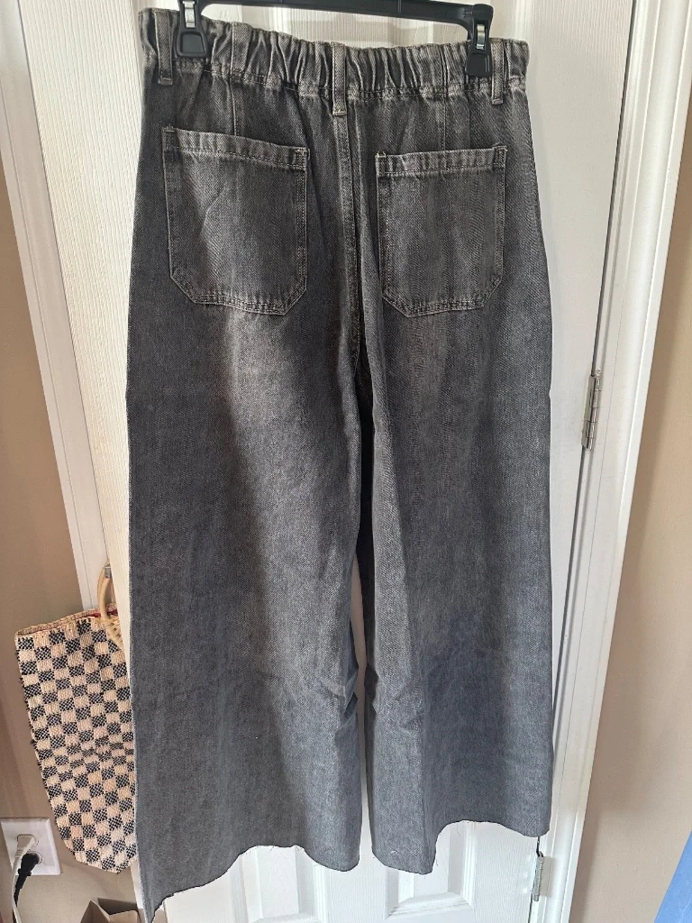 Easel Jeans - Picture 3 of 6